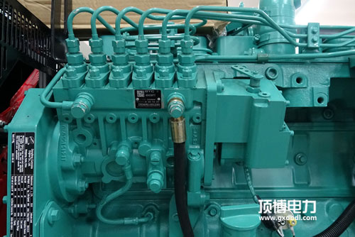一臺(tái)400kW柴油發(fā)電機(jī)組在正常工作中，油底殼內(nèi)進(jìn)水竟然是這個(gè)原因！