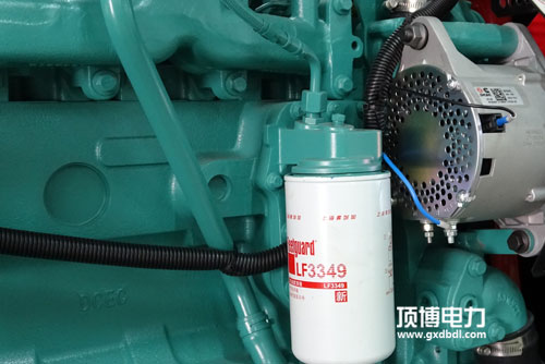 怎么回事,500kW柴油發(fā)電機組油底殼內部機油油面上升?