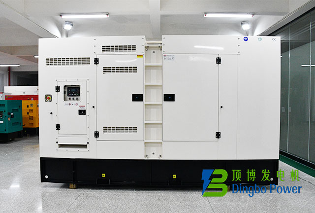 康明斯328kW靜音箱式柴油發電機組10