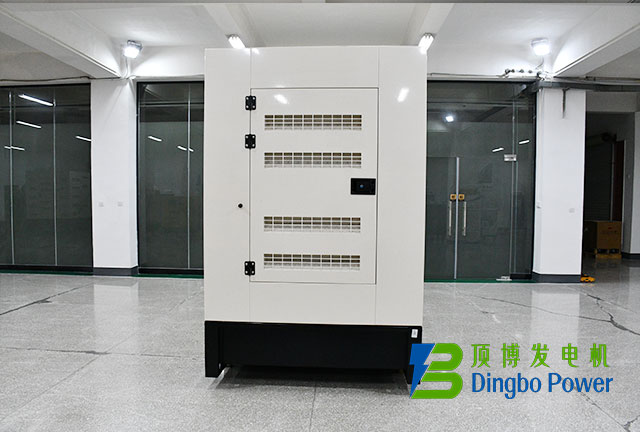 康明斯328kW靜音箱式柴油發電機組9