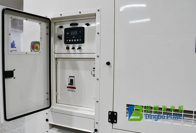 康明斯328kW靜音發(fā)電機組2